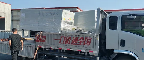 Custom twin-shaft crushing equipment without a bottom screen